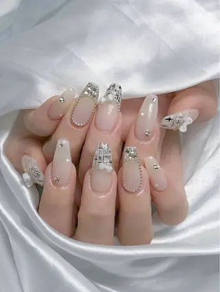 ネイル LEELA NAIL STUDIO所属・LEELA NAIL STUDIOのネイルデザイン