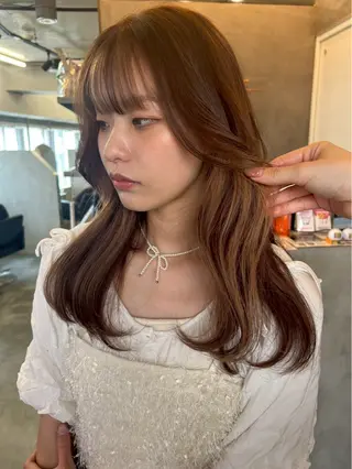 セミロング ななみ/博多/ ブリーチ/髪質改善のヘアスタイル