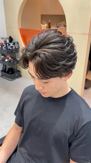 ショート パーマ fifth渋谷所属・fifth 村田 悠輔のヘアスタイル