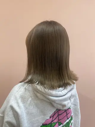 セミロング Vélua/miiu所属・韓国束感まつ毛 /Takaのマツエク・マツパデザイン