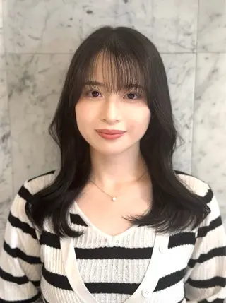 セミロング WATARU/ 韓国風巻き髪のヘアスタイル