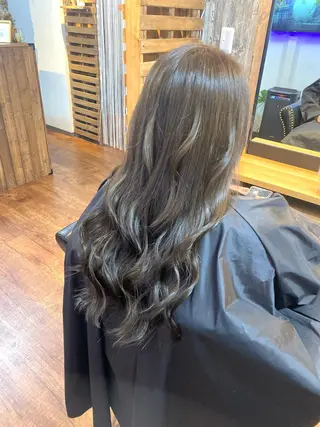 ロング カラー Lizir ルズィール所属・Luzir⭐︎ GEN⭐︎のヘアスタイル