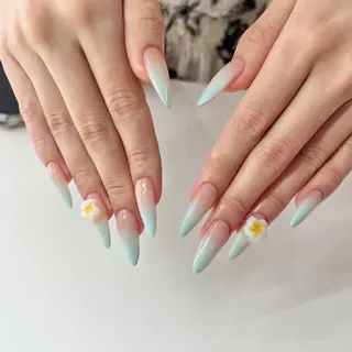 ネイル Luuny nailのネイルデザイン