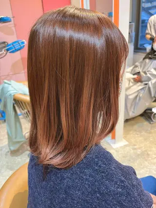 ミディアム カラー うしだ かおるのヘアスタイル