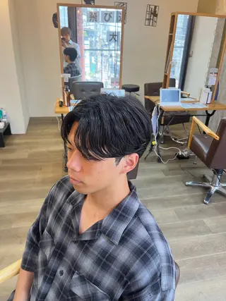 ショート パーマ メンズ 韓国風メンズ/毛流れ ヘアなら須田龍世のヘアスタイル