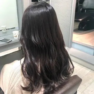 ロング カラー LOVERIA KURUME所属・村上 佳織のヘアスタイル