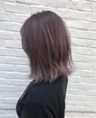 ミディアム Euphoria 【ユーフォリア】のヘアスタイル