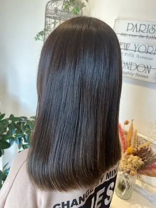 ミディアム 井上 美春のヘアスタイル