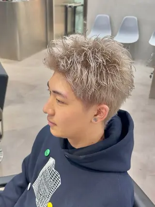 ショート カラー メンズ LIBER🫧AKO 🫧メンズのヘアスタイル