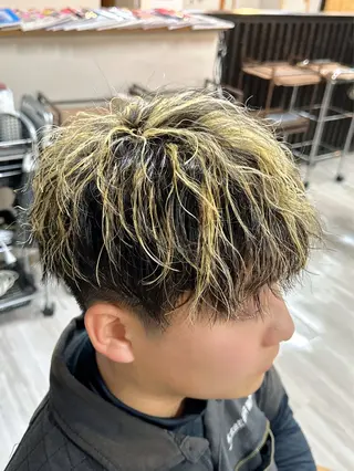 パーマ メンズ arika オケシ　リョウダイのヘアスタイル