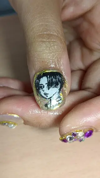 ネイル フラワー ムーンのネイルデザイン