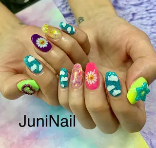ネイル JuniNail 주니네일🇰🇷suのネイルデザイン