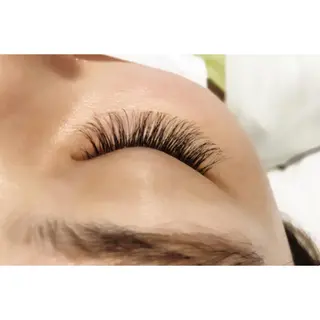 マツエク・マツパ Liti【リティ】所属・Liti【リティ】 Ayumiのマツエク・マツパデザイン