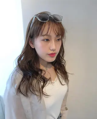 セミロング カラー eins.hair所属・過去一の柔髪ヘア 🌿einshairのヘアスタイル