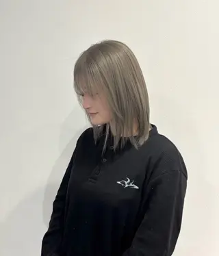 カラー LUMINOUS所属・Chika -Luminous-のヘアスタイル