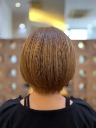 ショート カラー 🥀ダブルカラー/ 艶カラー🥀ユイキのヘアスタイル