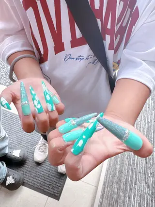 ネイル 高島 夏海のネイルデザイン