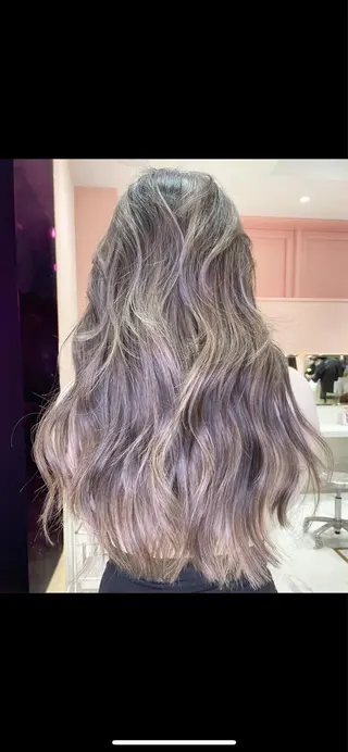 ロング カラー 韓国レイヤー/ツヤ髪 🤍kosuke🤍のヘアスタイル