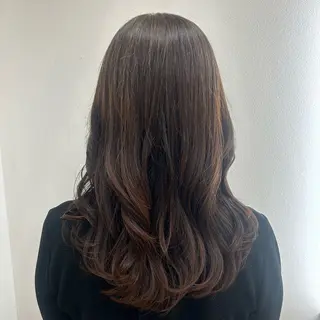 ロング レナークウィズ　北川 愛璃のヘアスタイル