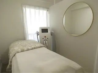 K. HITOMIのマツエク・マツパデザイン