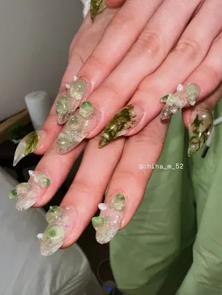 ネイル チハル ミチハタのネイルデザイン