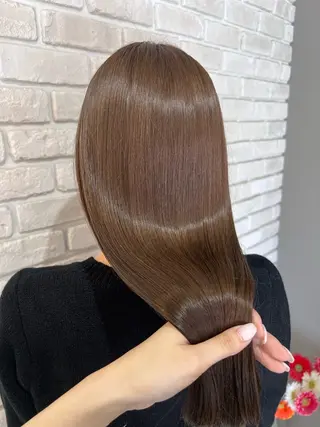 ロング カラー 筒井 璃音のヘアスタイル