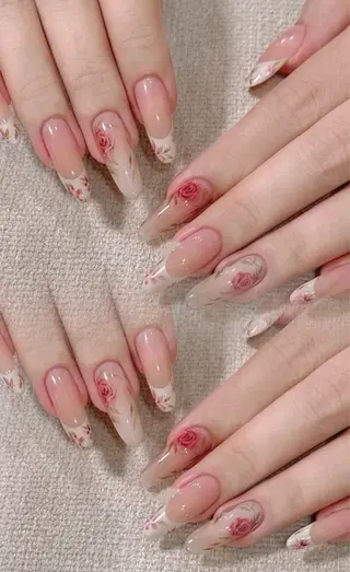 ネイル D-BEAUTY Nailsalonのネイルデザイン