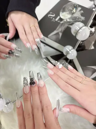 ネイル be+所属・be +のネイルデザイン