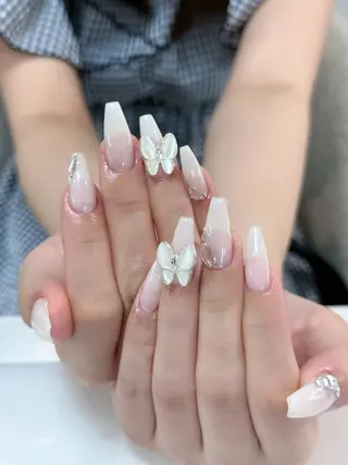 ネイル Julli NailStudioのネイルデザイン
