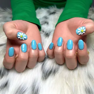 ネイル Laki nailのネイルデザイン