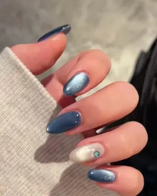 ネイル 高木 維麗絲のネイルデザイン