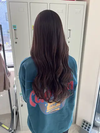 ロング カラー (𝐡)𝐰𝐢𝐦 𝐲𝐮𝐧𝐚のヘアスタイル