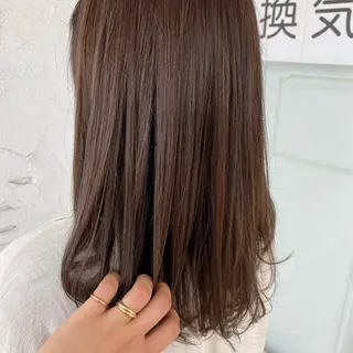 ミディアム ému エミュ　hair &spa所属・近藤 みゅうまのヘアスタイル