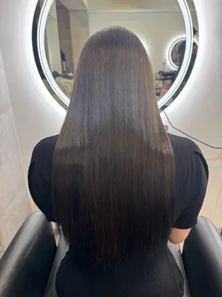 ロング カラー 横山 穂乃花のヘアスタイル