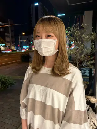 ミディアム レイヤーカット/ツヤ 縮毛矯正/アチワのヘアスタイル