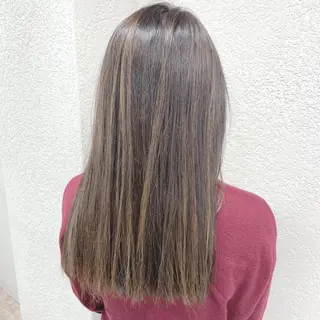 ロング カラー 🔥ブリーチカラー 槙川のヘアスタイル