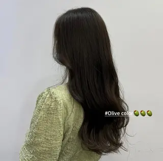 ロング カラー ヘアアレンジ 染谷 夏海のヘアスタイル