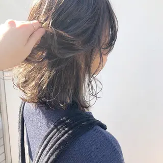 ミディアム カラー 榎園 由美のヘアスタイル