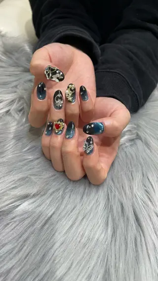 ネイル RICO NAIL所属・RICO Nail パーツつけ放題🌈のネイルデザイン