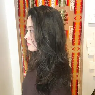 セミロング カラー フリーランス所属・韓国ヘア レイヤー くびれヘアMATSUのヘアスタイル