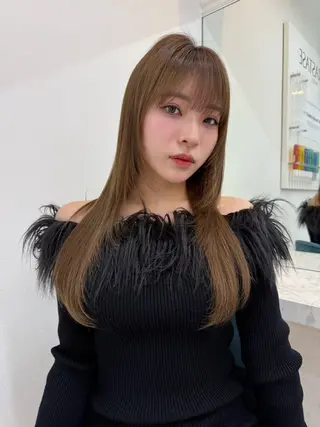 ロング 木村 咲花のヘアスタイル