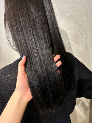 セミロング カラー マツナガ トモコのヘアスタイル