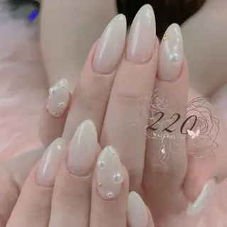ショート nailsalon 220momokaのネイルデザイン