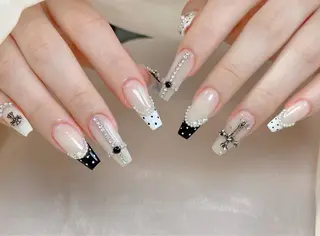 ネイル 小 雨のネイルデザイン