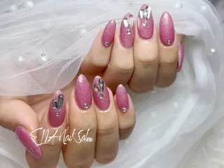 ミディアム cici nailのネイルデザイン
