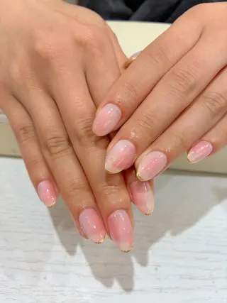 ネイル Nest 岩崎のネイルデザイン