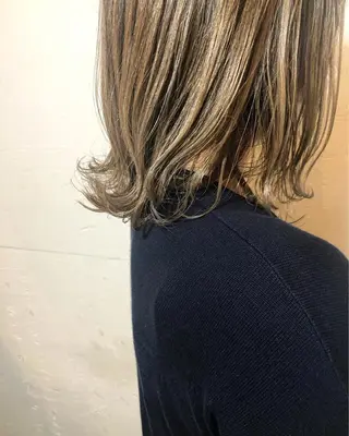 ミディアム デザインカット🎨 ボブ🫟おざきのヘアスタイル