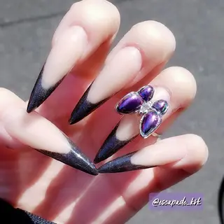 ロング ネイル クロキ 。のネイルデザイン