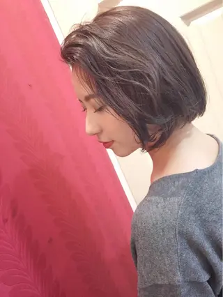 ミディアム カラー HARUNA🤍 大人ショートヘアのヘアスタイル