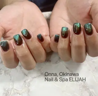 ネイル Nail & Spa ELIJAH(ネイルアンドスパイライジャ)所属・ダンラップ新里 友簣乃のネイルデザイン